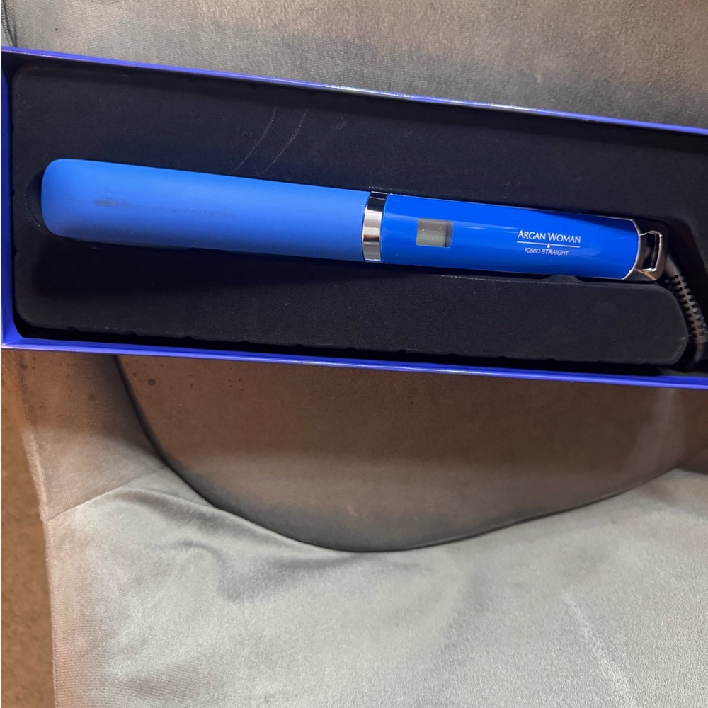 Ionic  Blue Hair straightener